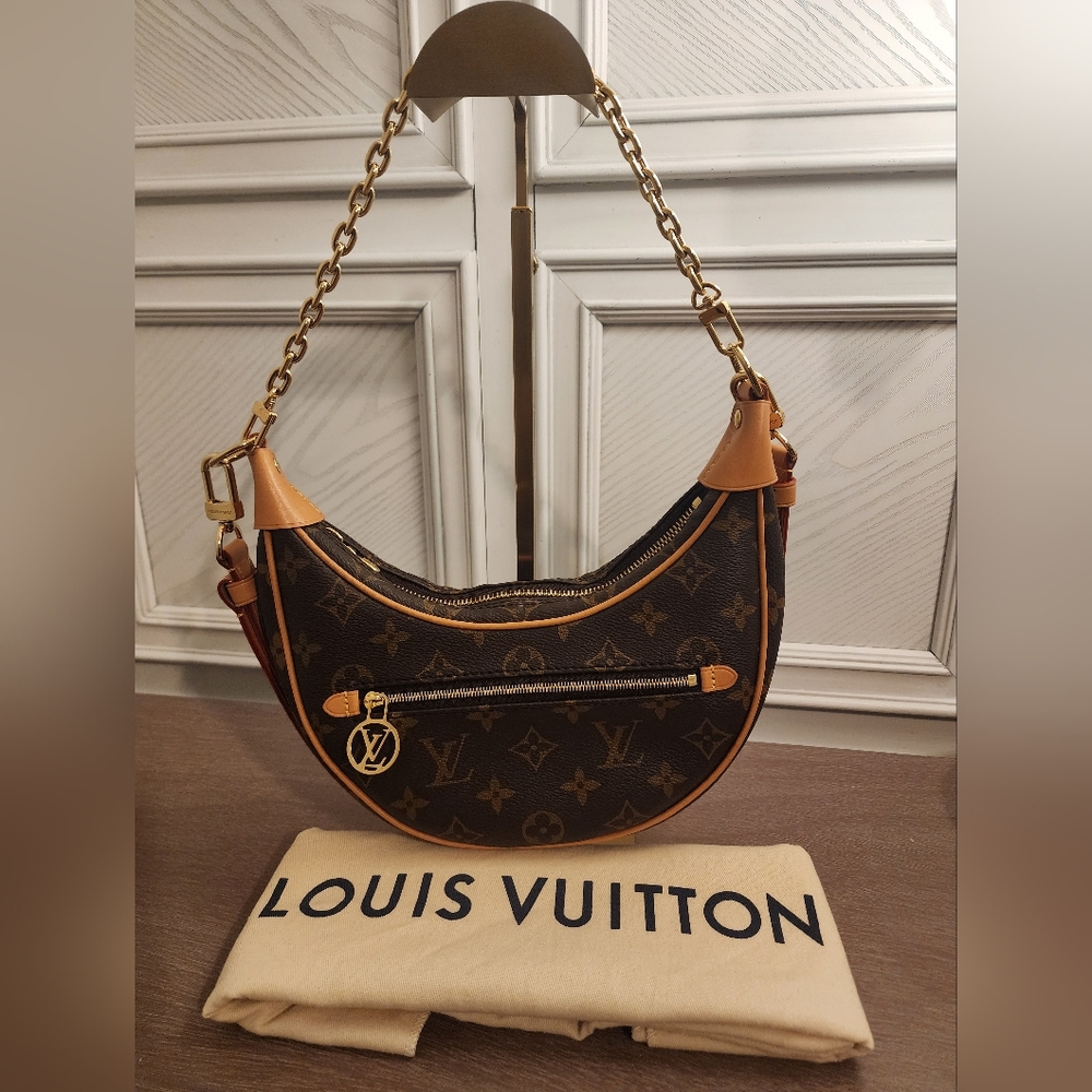 ⚡️⚡️Authentic Louis vuitton Loop bag⚡️⚡️